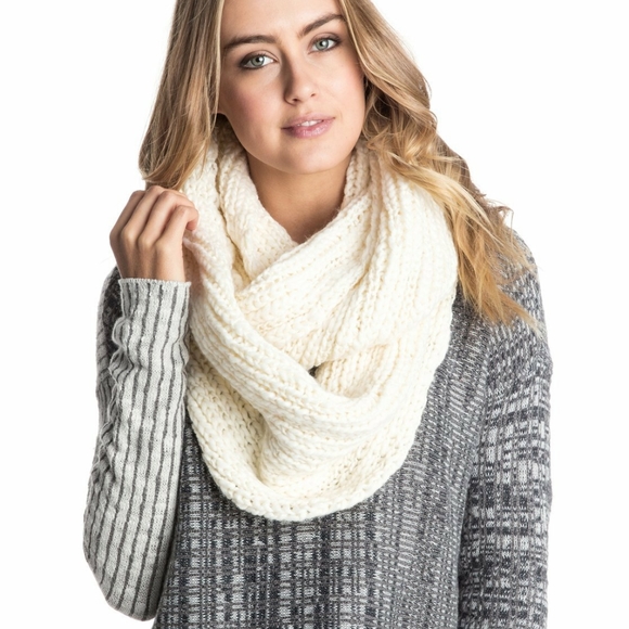 NWOT Roxy Canyon Sun Scarf - Picture 1 of 6